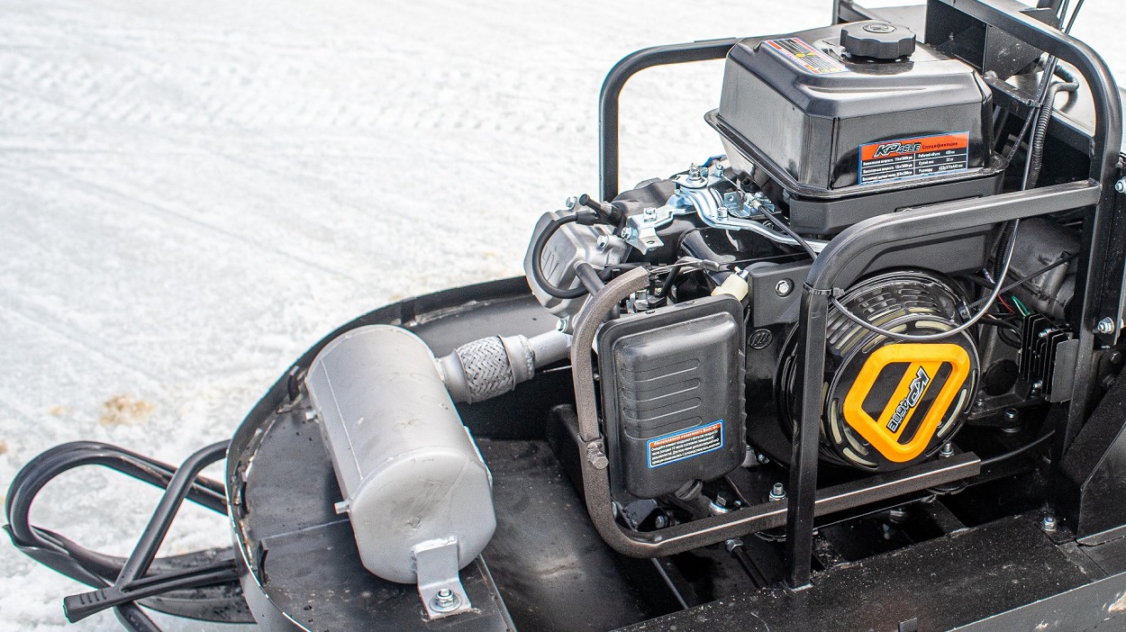 Снегоход "АРТИК-4Т" ЛОНГ 18.5 л.с (Белый)